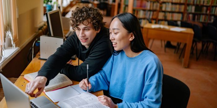 How Online Assignment Help Helps Meet Tight Deadlines