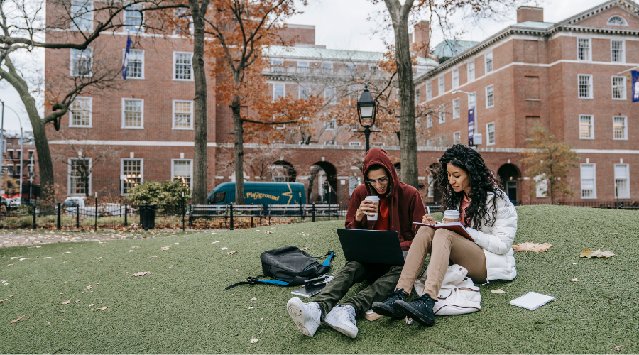 How Case Study Writing Help Improves Your Grades and Understanding